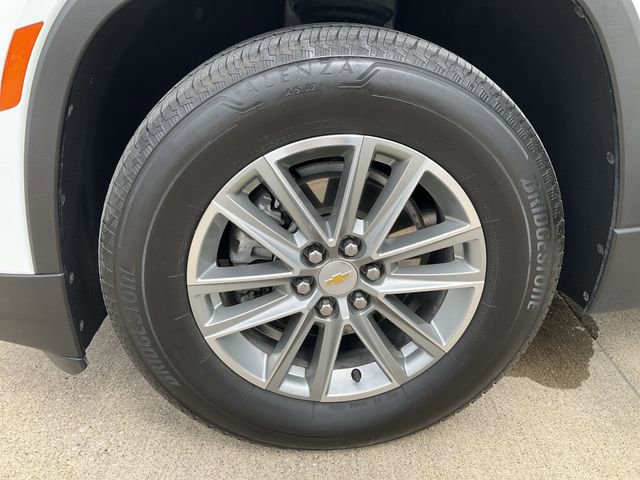 Thumbnail: 2023 Chevrolet Traverse - 12