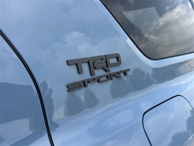 Thumbnail: 2025 Toyota 4Runner - 11