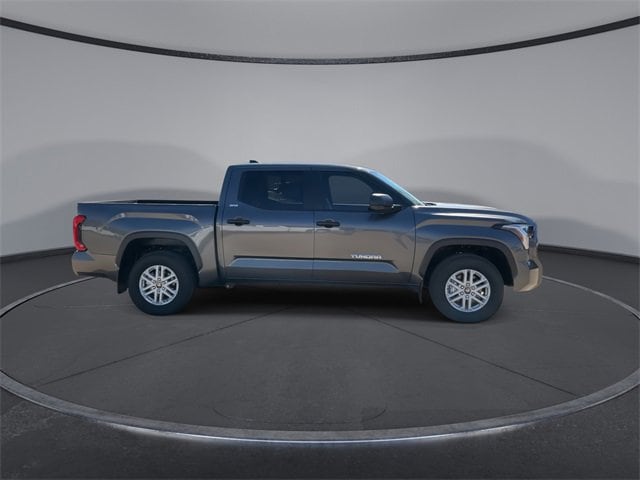 Thumbnail: 2025 Toyota Tundra - 9