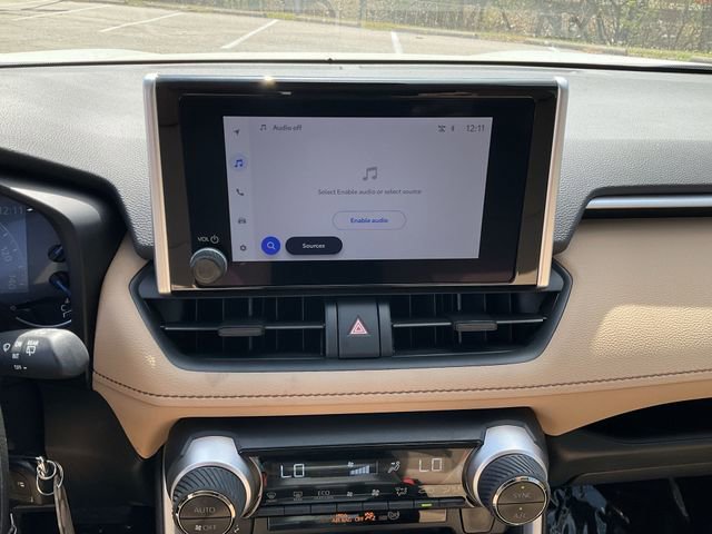 Thumbnail: 2025 Toyota RAV4 - 21