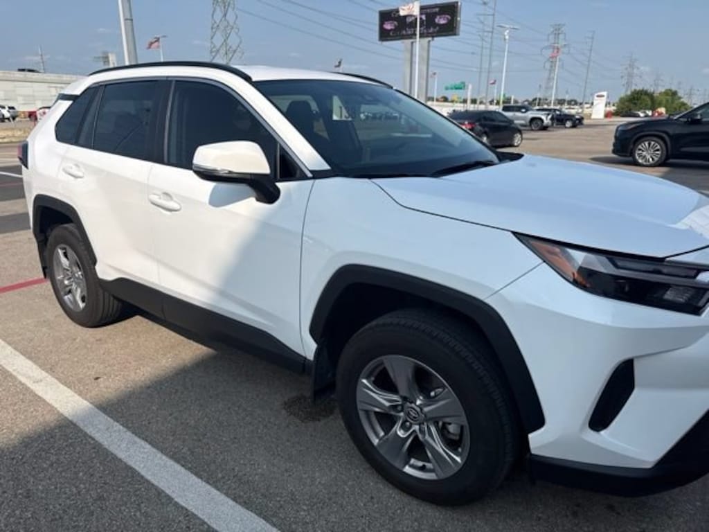 Used 2024 Toyota RAV4 XLE SUV