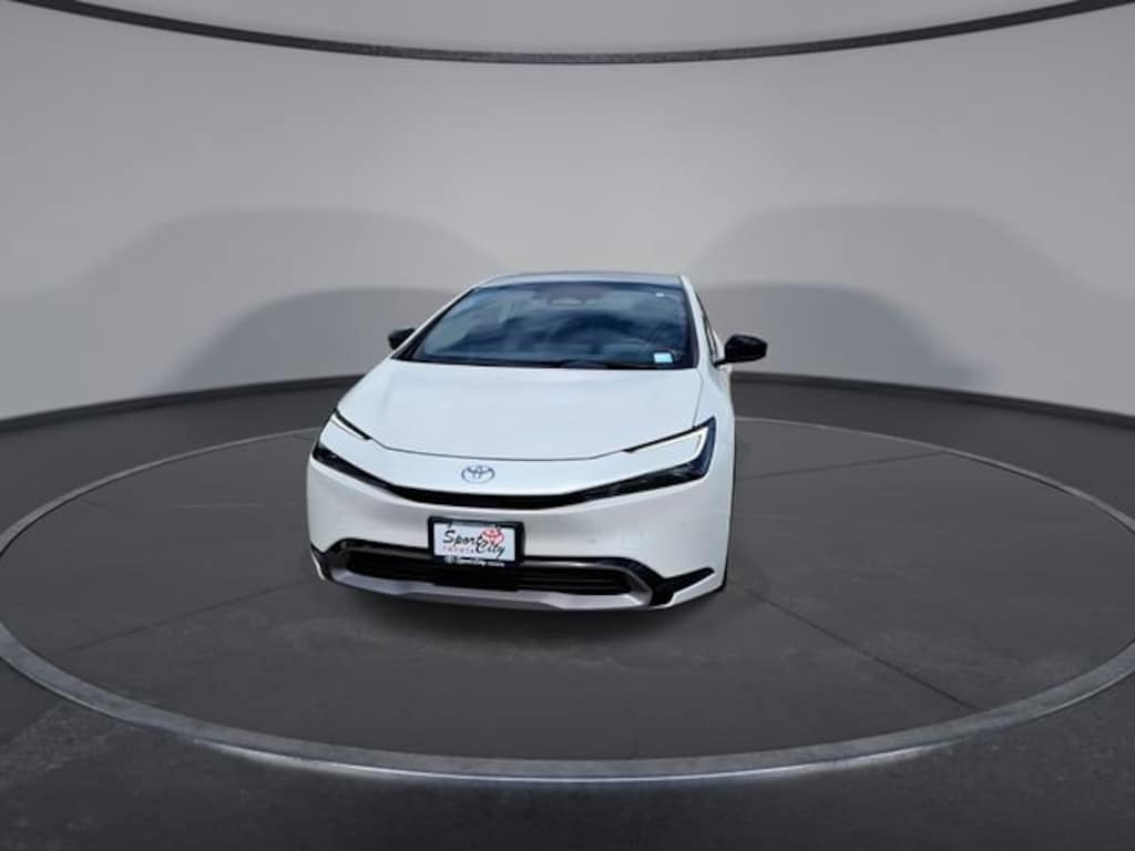 Certified 2024 Toyota Prius XLE Hatchback