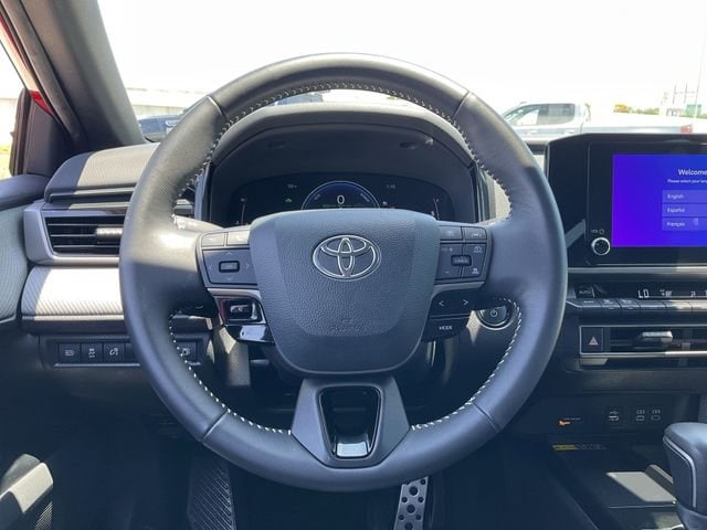 Thumbnail: 2025 Toyota Camry - 19