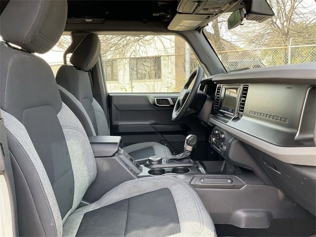 Thumbnail: 2022 Ford Bronco - 16