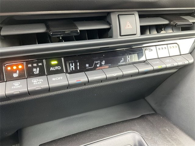 Thumbnail: 2025 Toyota Crown - 24