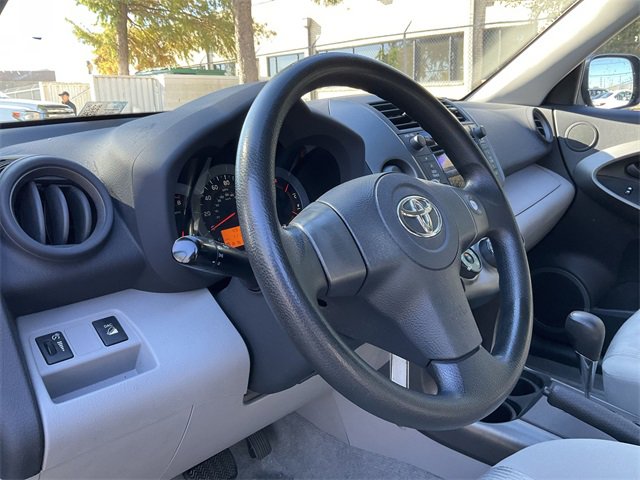 Thumbnail: 2010 Toyota RAV4 - 10