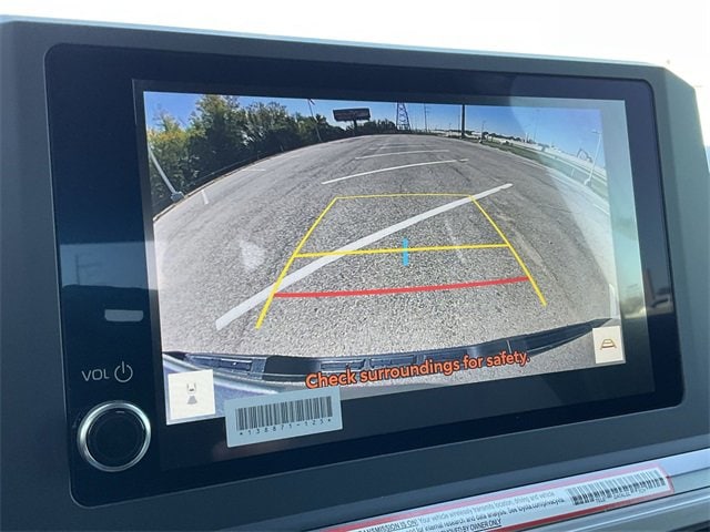 Thumbnail: 2025 Toyota Tacoma - 22