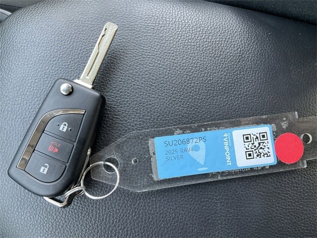 Thumbnail: 2025 Toyota RAV4 - 27