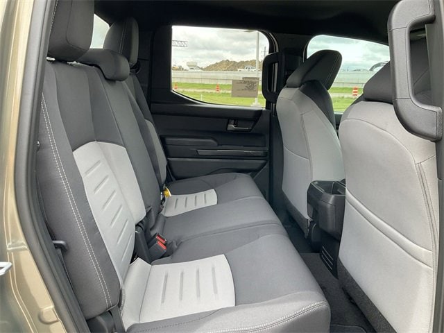 2025 Toyota Tacoma TRD Off-Road 17