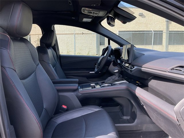 Thumbnail: 2025 Toyota Sienna - 18