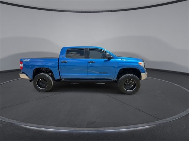 Thumbnail: 2017 Toyota Tundra - 9