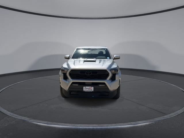 Thumbnail: 2024 Toyota Tacoma - 3