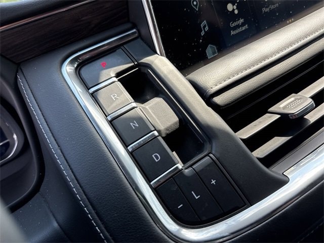 Thumbnail: 2022 Chevrolet Tahoe - 24