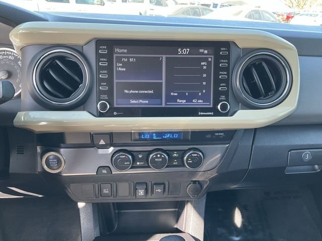 Thumbnail: 2023 Toyota Tacoma - 21