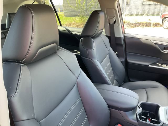 Thumbnail: 2025 Toyota RAV4 - 19