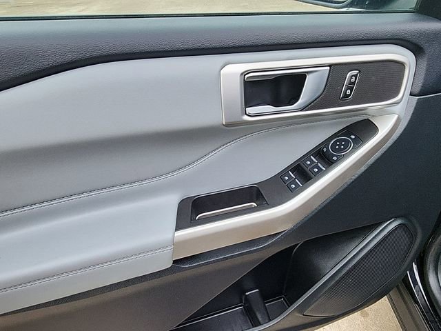 Thumbnail: 2023 Ford Explorer - 15