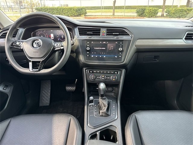 Thumbnail: 2021 Volkswagen Tiguan - 18