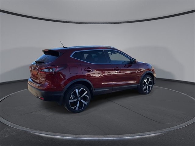 Thumbnail: 2020 Nissan Rogue Sport - 8