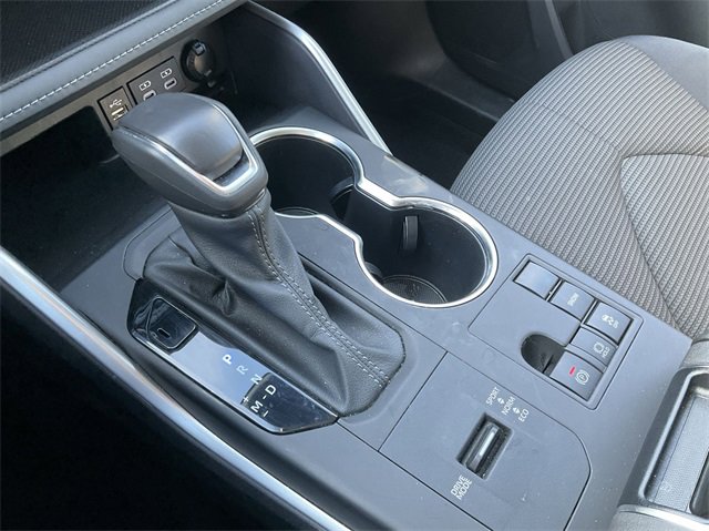 Thumbnail: 2024 Toyota Highlander - 24