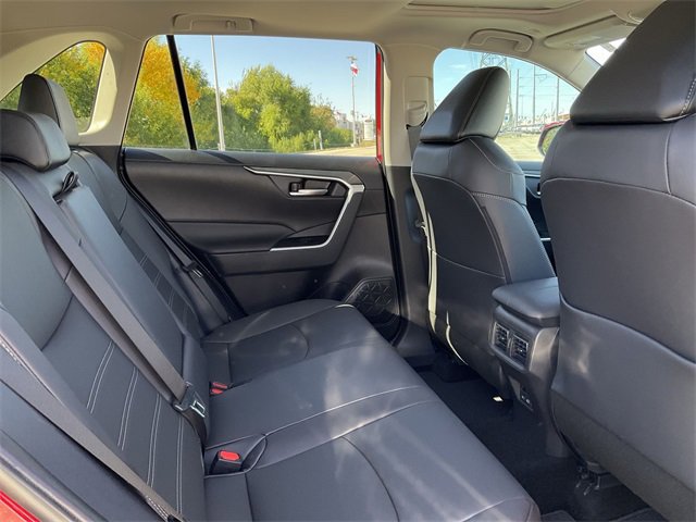 Thumbnail: 2025 Toyota RAV4 - 18