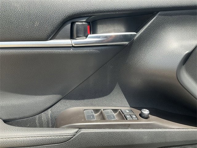 2022 Toyota Camry XSE 13