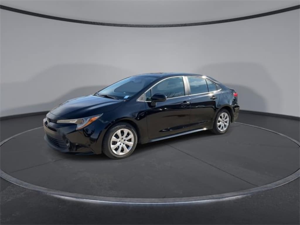 Used 2024 Toyota Corolla LE Sedan