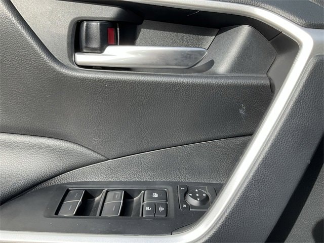 Thumbnail: 2025 Toyota RAV4 - 14