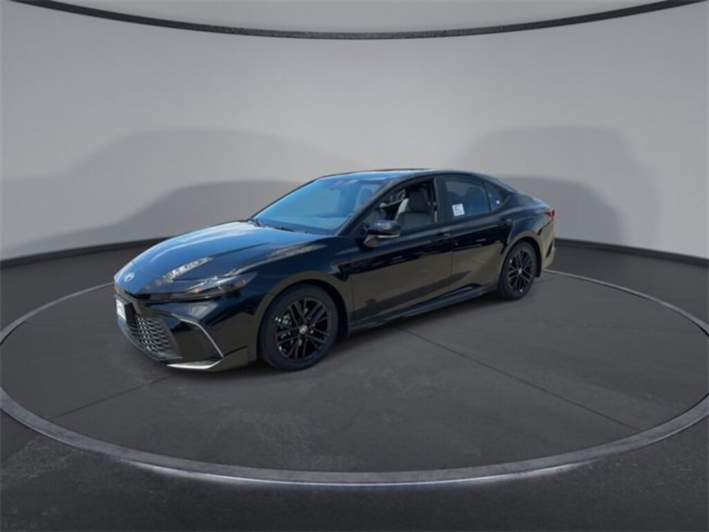 Used 2025 Toyota Camry SE Sedan