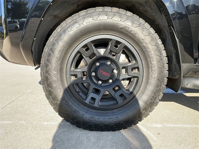 Thumbnail: 2023 Toyota 4Runner - 12