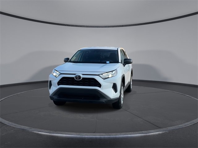 2024 Toyota RAV4 LE photo 3