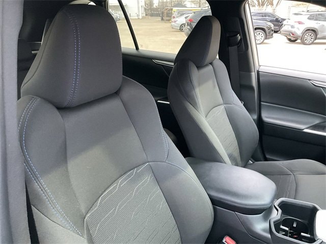 Thumbnail: 2024 Toyota RAV4 - 16