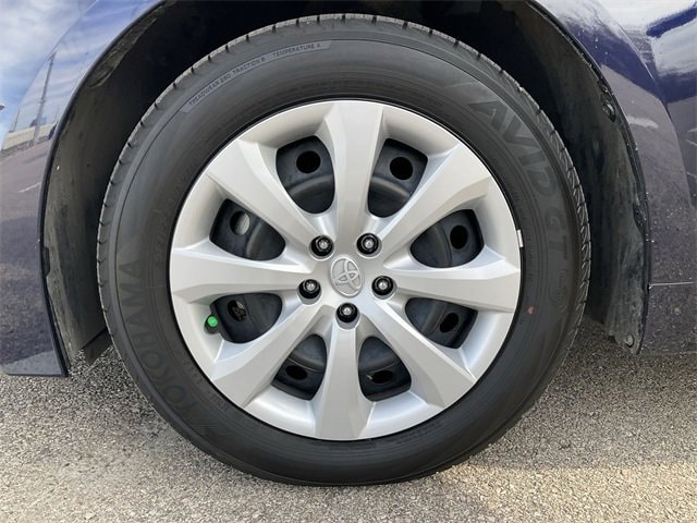 Thumbnail: 2025 Toyota Corolla - 12