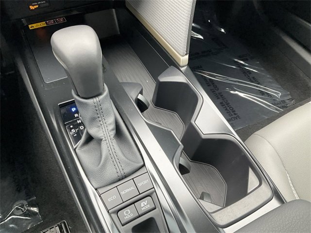 Thumbnail: 2025 Toyota Camry - 24