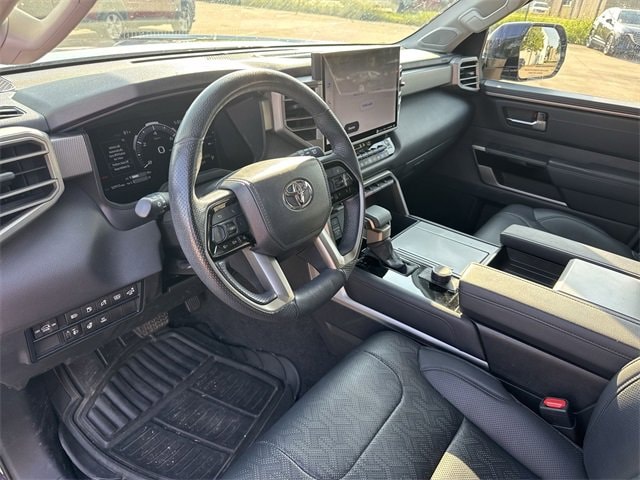 Thumbnail: 2024 Toyota Sequoia - 10