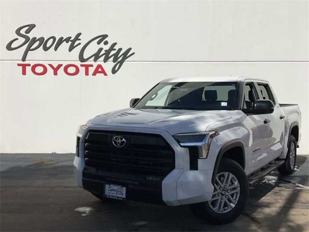 Used 2025 Toyota Tundra SR5 Truck CrewMax