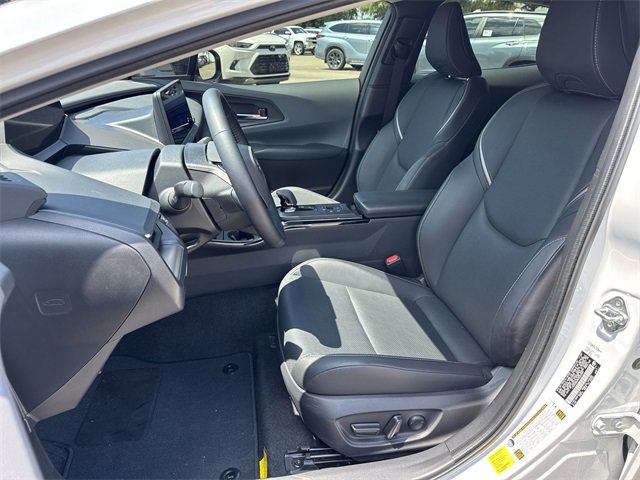 Thumbnail: 2024 Toyota Prius - 12