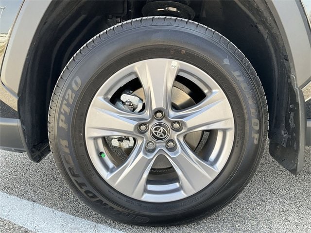 Thumbnail: 2025 Toyota RAV4 - 12