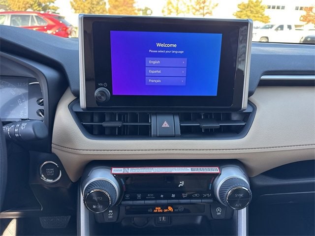 Thumbnail: 2025 Toyota RAV4 - 20