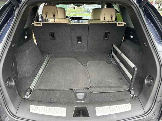 2017 Cadillac XT5 Luxury 16