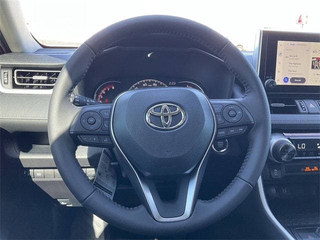 Thumbnail: 2025 Toyota RAV4 - 21