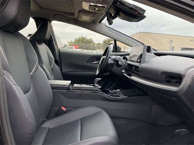 Thumbnail: 2025 Toyota Prius - 18