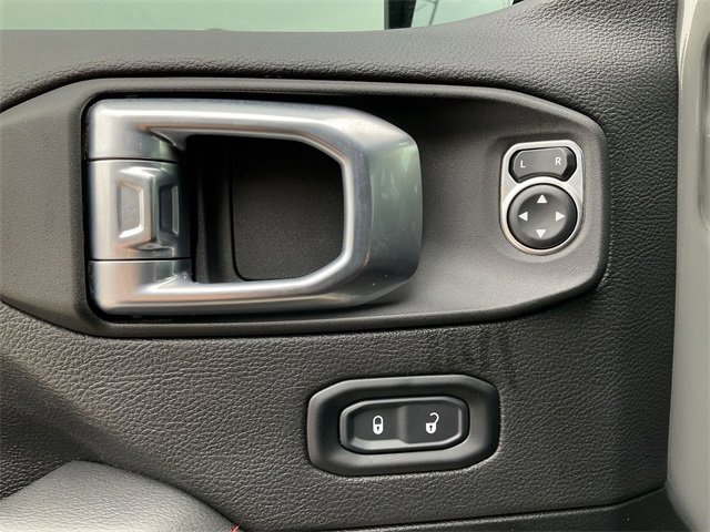 Thumbnail: 2021 Jeep Wrangler - 14