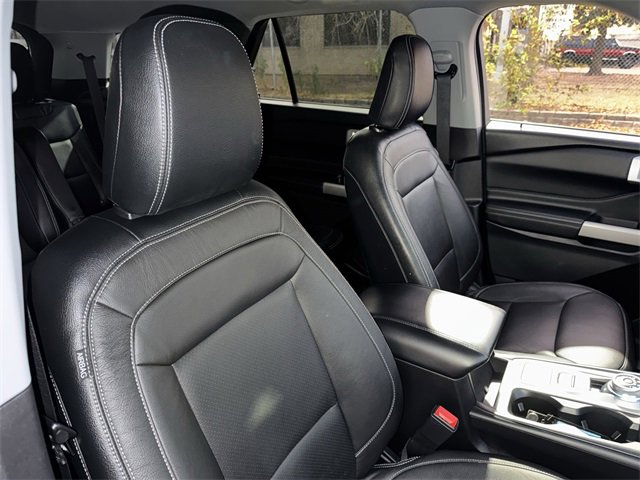 Thumbnail: 2022 Ford Explorer - 16