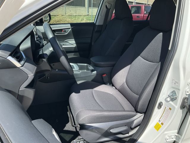 Thumbnail: 2025 Toyota RAV4 - 13