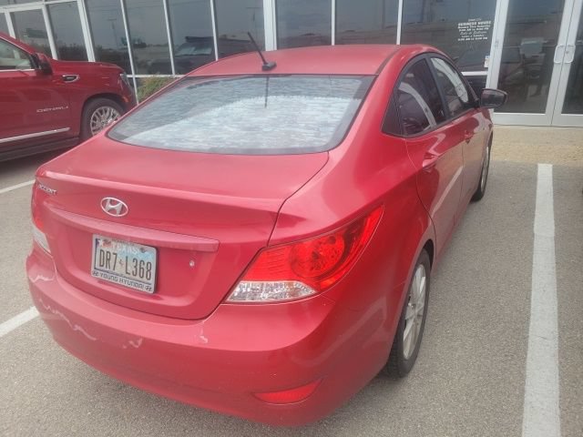 Thumbnail: 2012 Hyundai Accent - 3