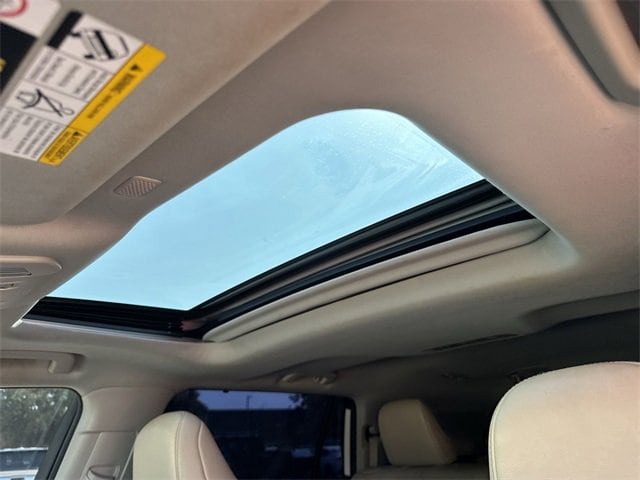 Thumbnail: 2022 Toyota Highlander - 14