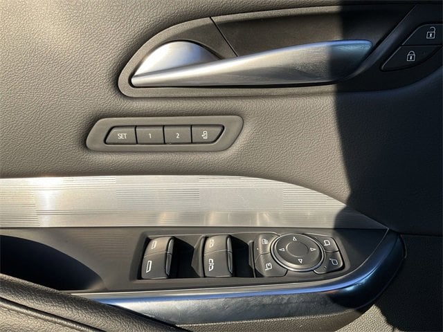 Thumbnail: 2024 Cadillac XT4 - 14