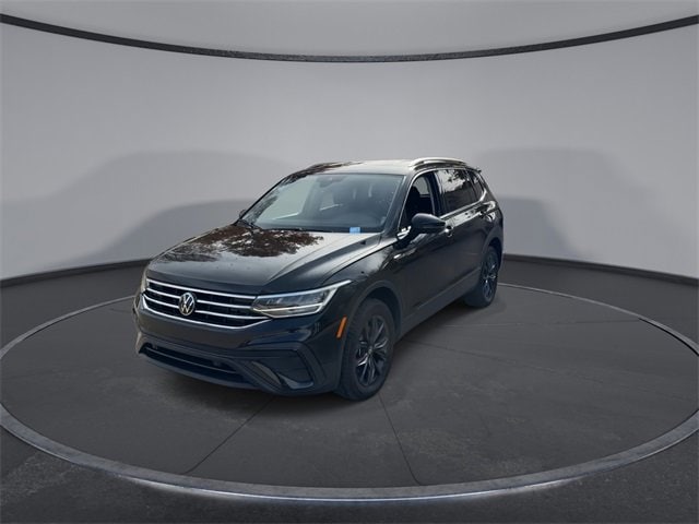 Thumbnail: 2024 Volkswagen Tiguan - 3