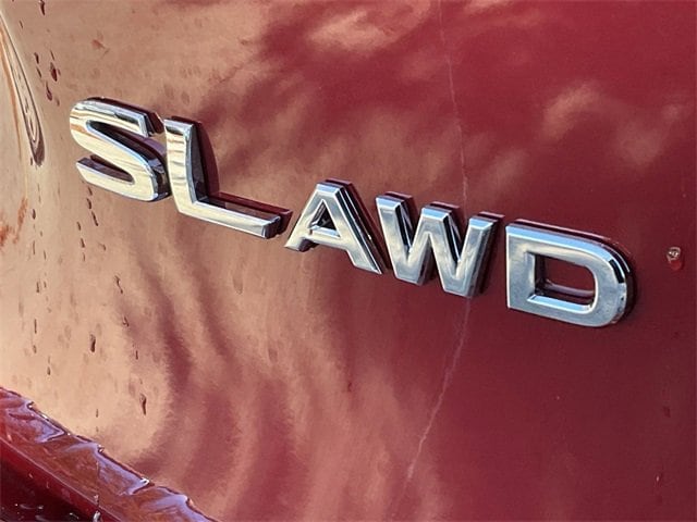 Thumbnail: 2020 Nissan Rogue Sport - 11