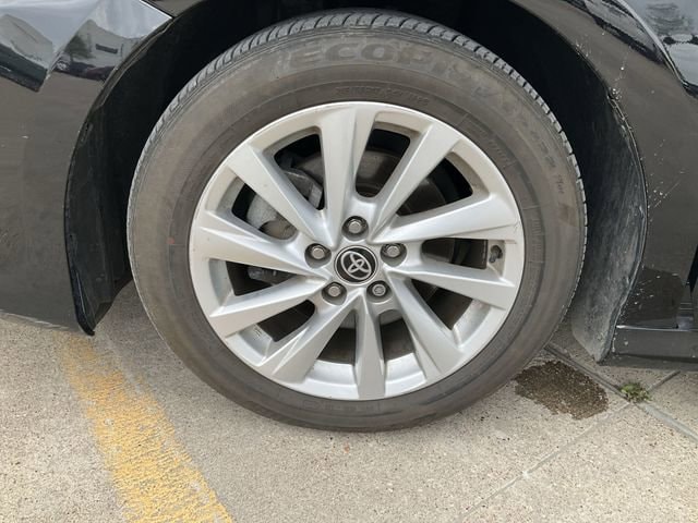 Thumbnail: 2023 Toyota Camry - 11